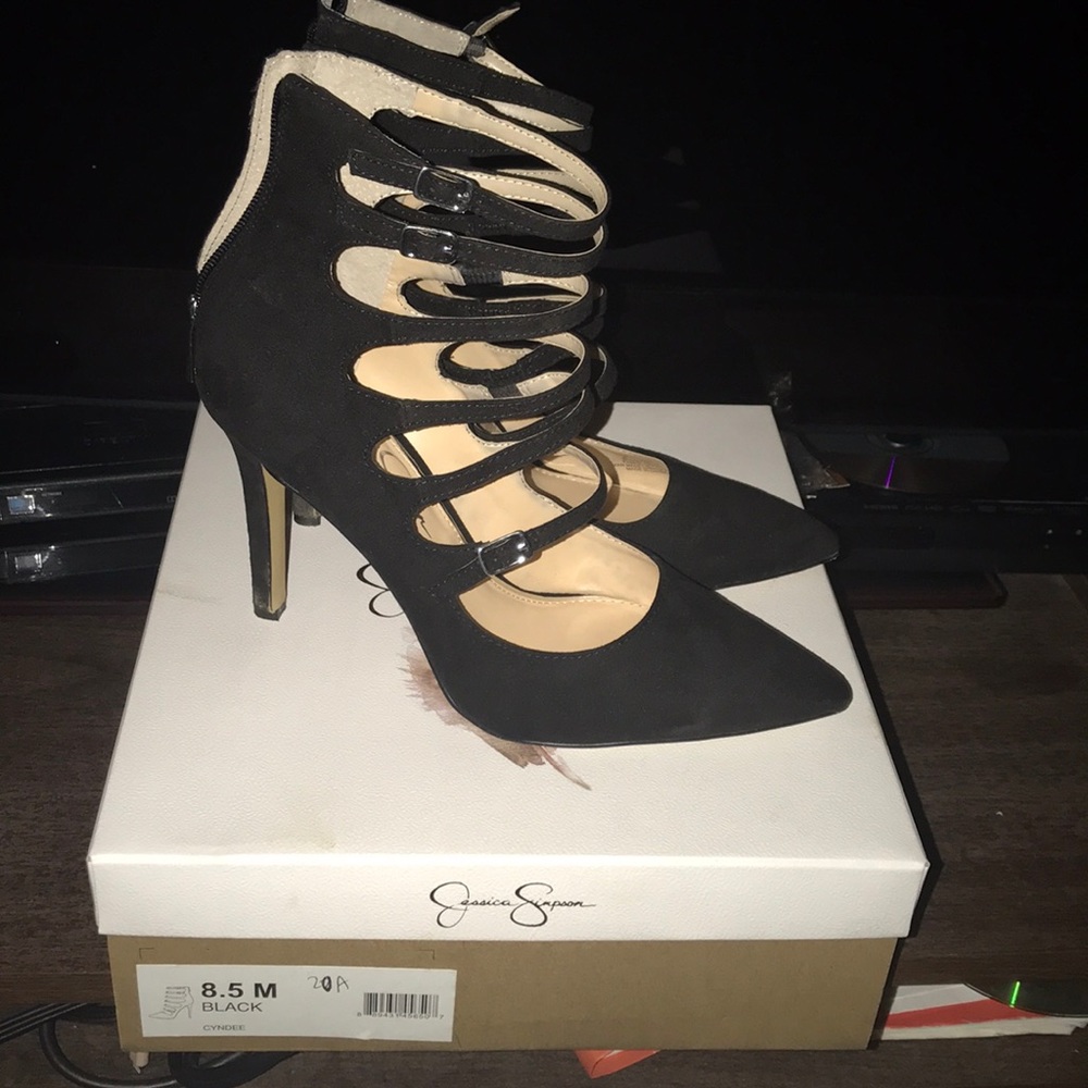Jessica Simpson Pumps